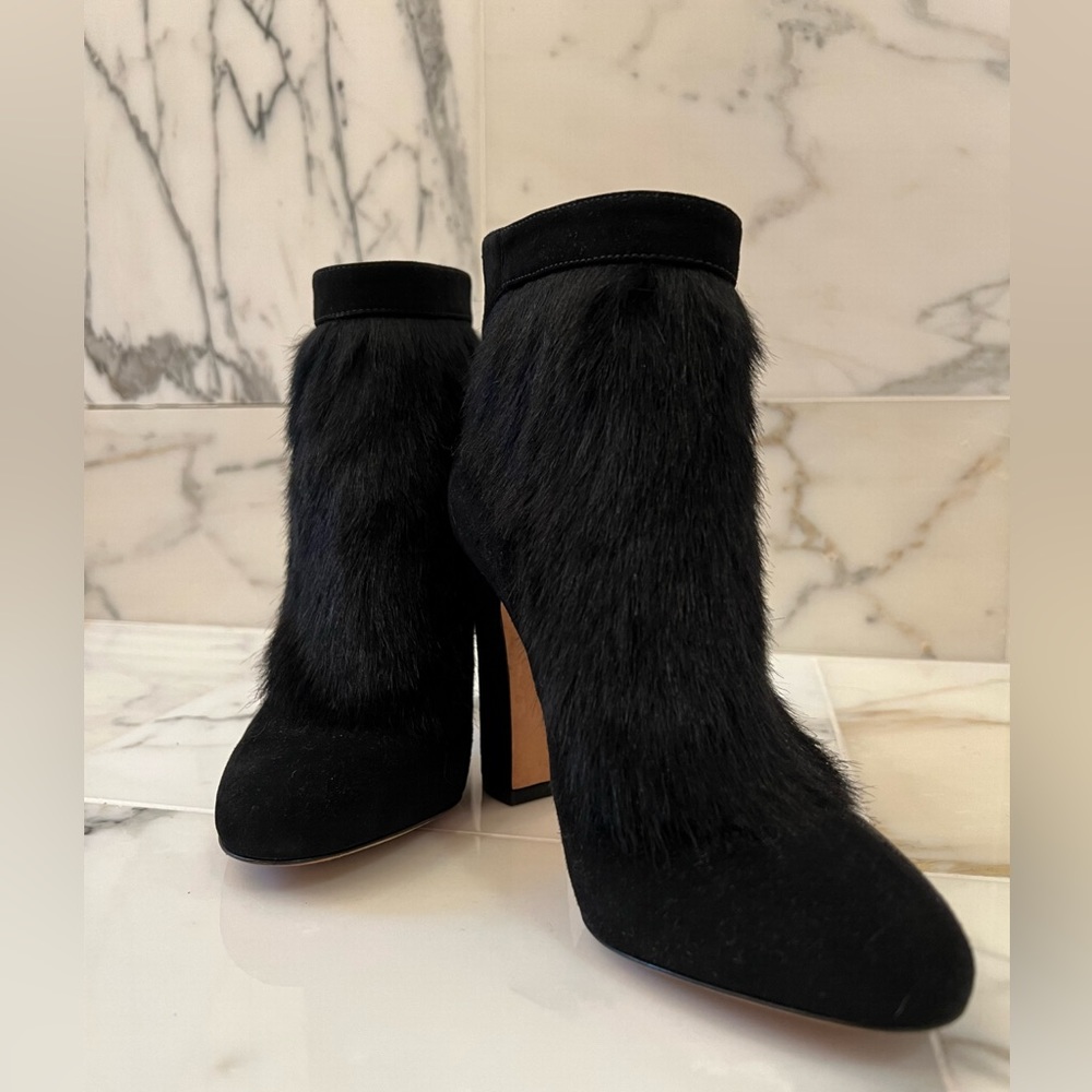 Dolce Gabanna Suede/fur ankle boots